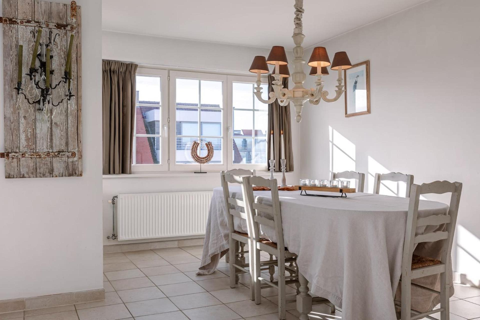 Charming Spacious Duplex Apt With Private Parking In Knokke Apartment ภายนอก รูปภาพ